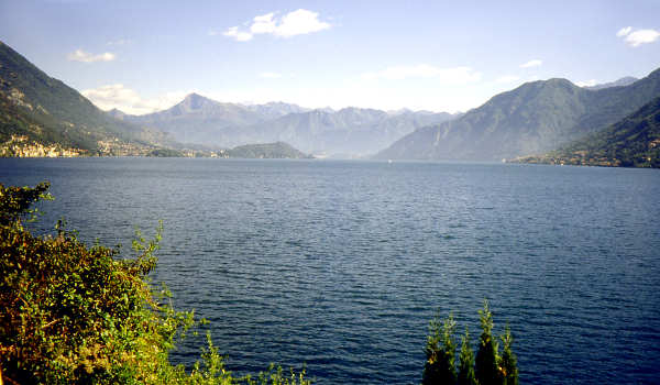 Der Comer See bei Moltrasio